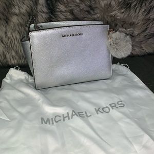 Micheal Kors small bag